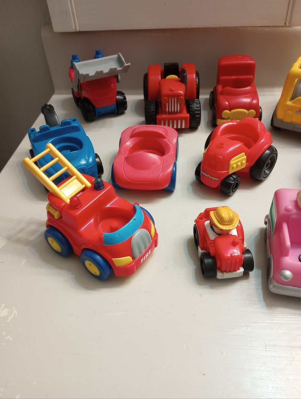 Fisher Price Little People Bundle Of 12 Miscellaneous Vehicles - Picture 3 of 8